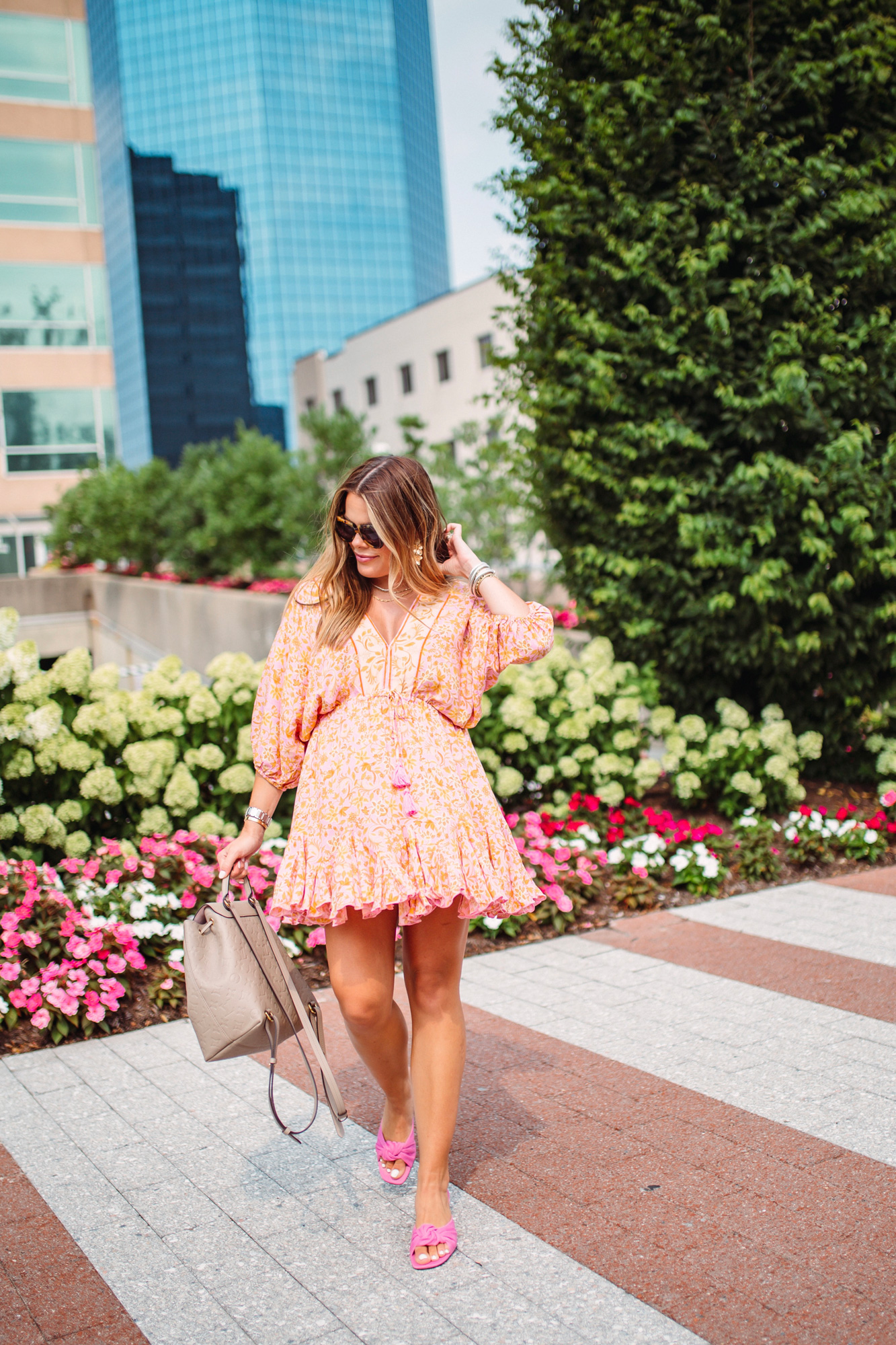 Summer Outfit Inspo / Glitter & Gingham 