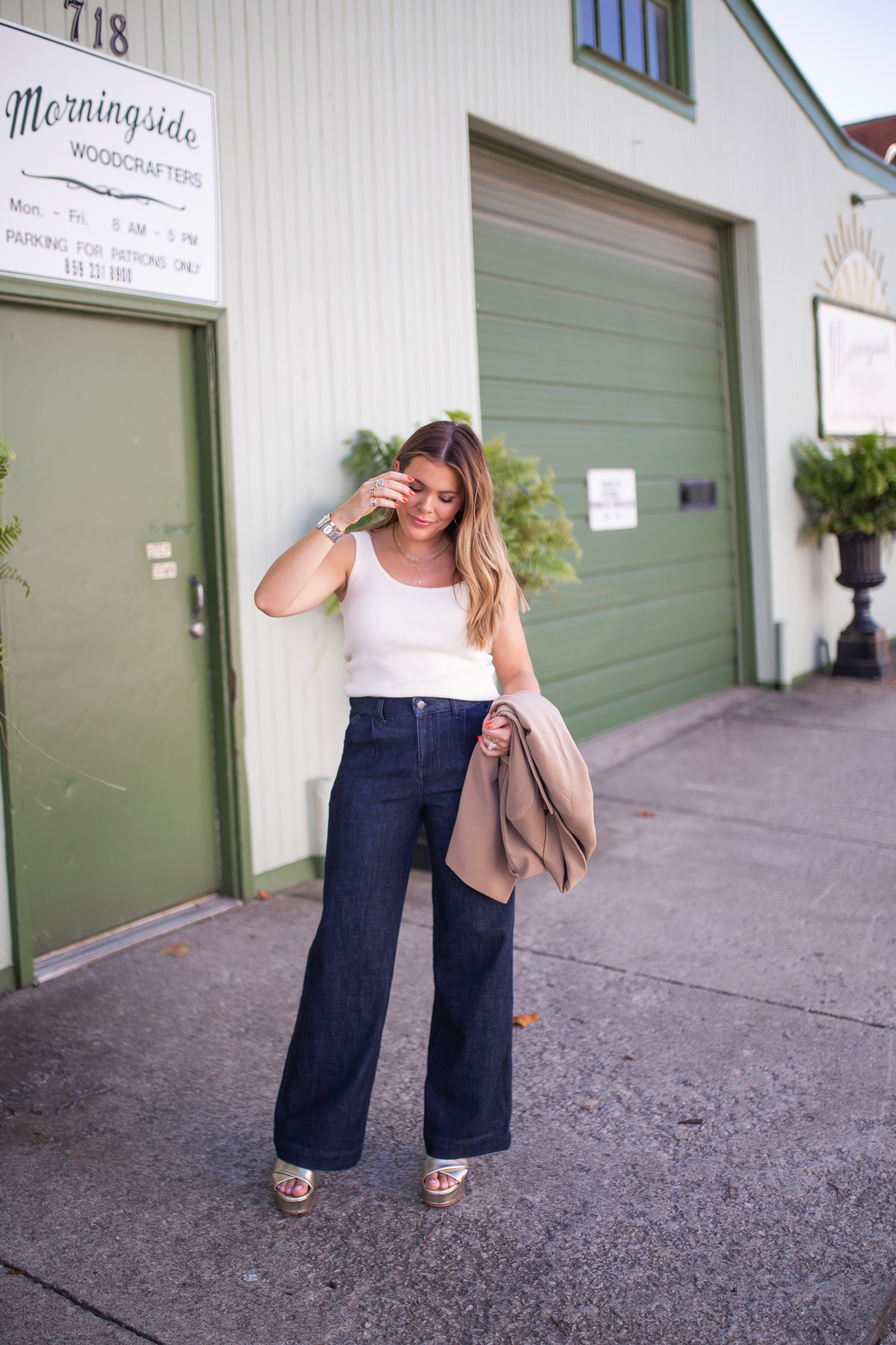 Neutral fall outfit // Glitter  & Gingham 